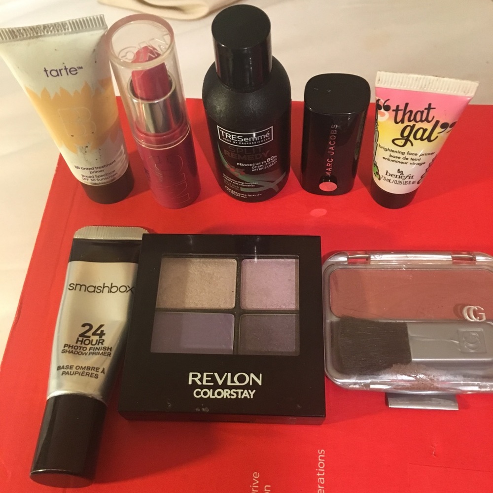 Makeup bundle